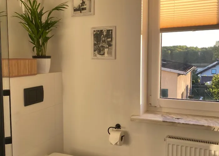 Nad Jeziorem Bed & Breakfast